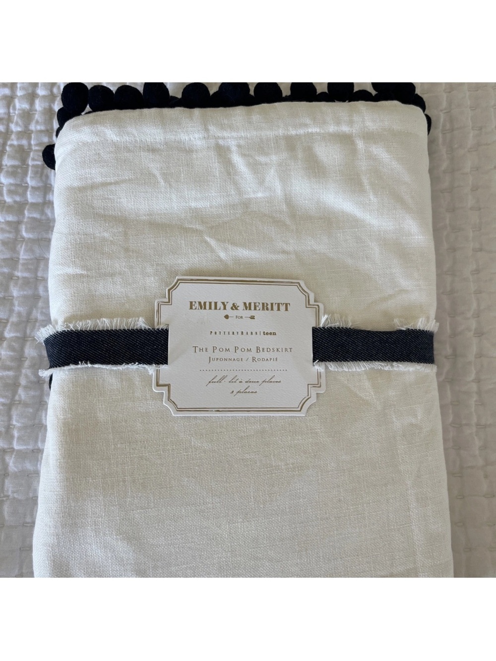Emily & Meritt Pom Pom Full Bedskirt - Ivory with Black Trim 18” Drop NEW - Picture 8 of 8